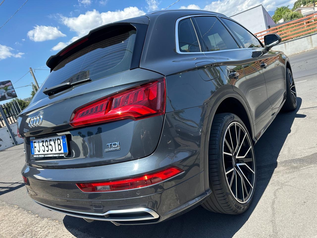 Audi Q5 2.0 TDI 190 CV quattro S tronic Business Sport