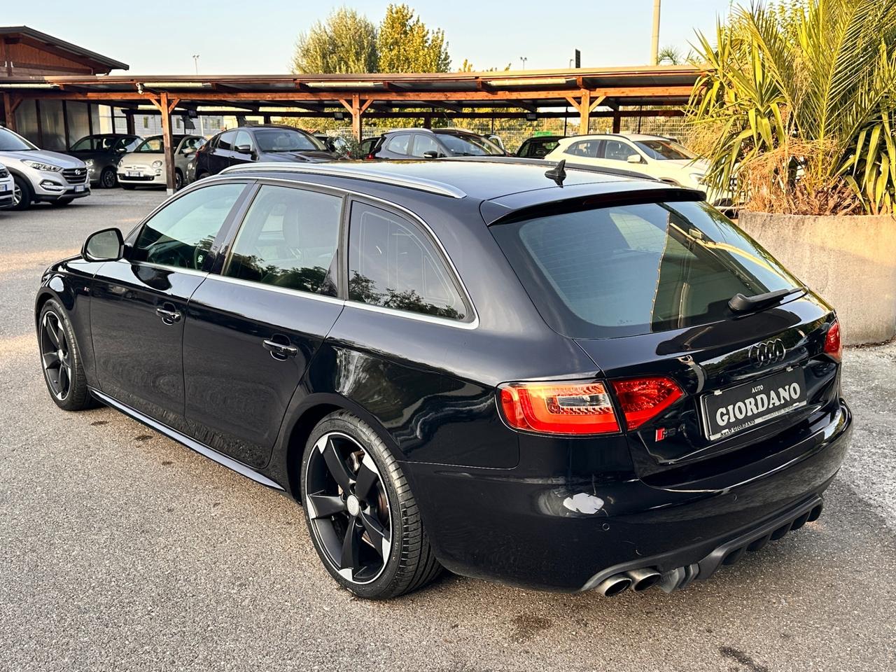 Audi A4 Avant 2.0 TDI 143CV s-Line