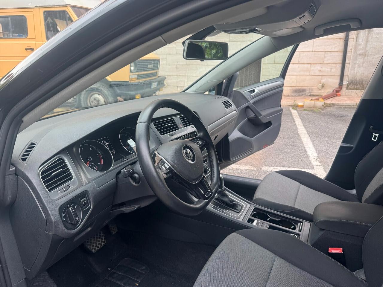 Volkswagen Golf 1.6 TDI DSG 5p. Comfortline BlueMotion Technology