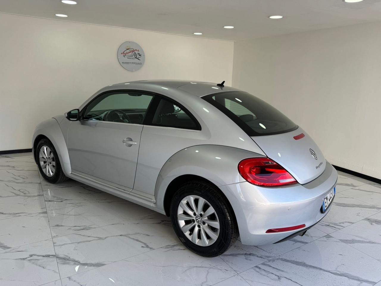 Volkswagen Maggiolino 1.6 TDI Design-GARANTITA-TAGLIANDATA-2012