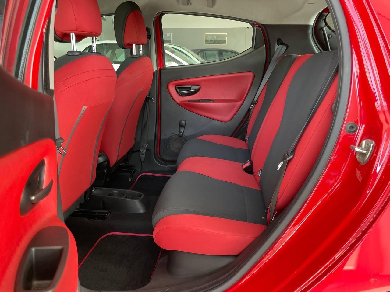 Lancia Ypsilon 1.2 - Distribuzione Eseguita