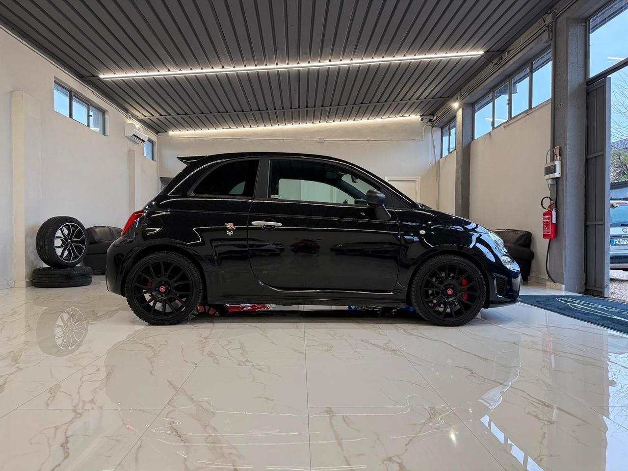 Abarth 595 1.4 Turbo T-Jet 160 CV Pista