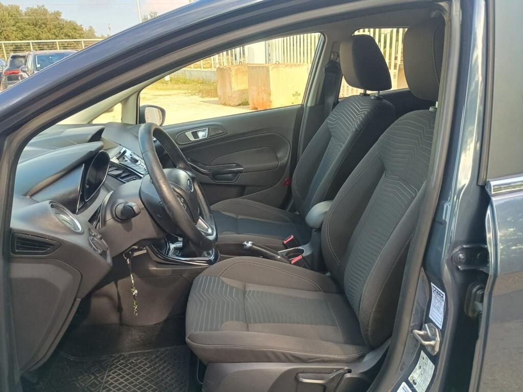 Ford Fiesta 1.4 5p. Bz.- GPL Titanium