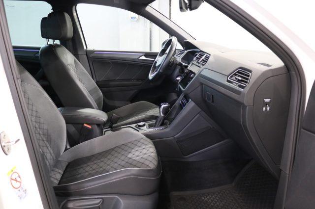 VOLKSWAGEN Tiguan 2.0 TDI DSG 4MOTION R-Line "" GANCIO TRAINO ""