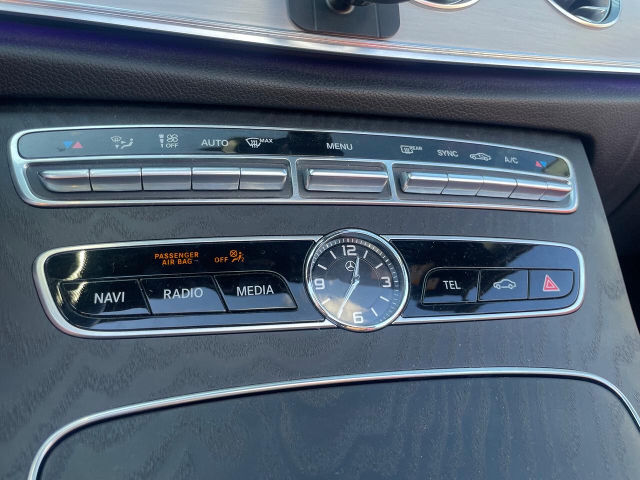 Mercedes E 220 Cabrio - Full Optional