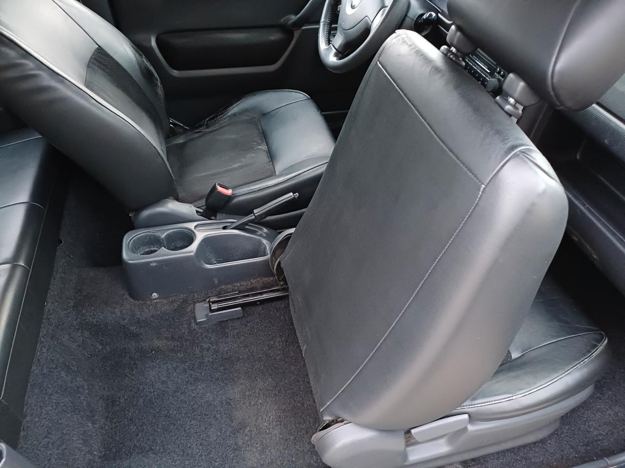 Suzuki Jimny 1.3i 16V cat 4WD JLX