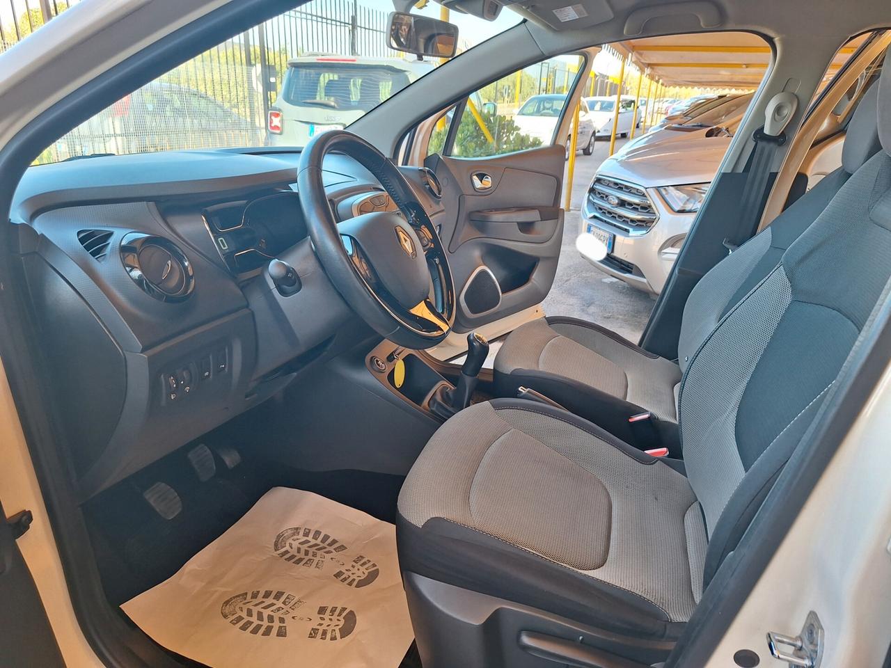 Renault Captur 1.5 dCi 90 CV Zen NAVI 2015