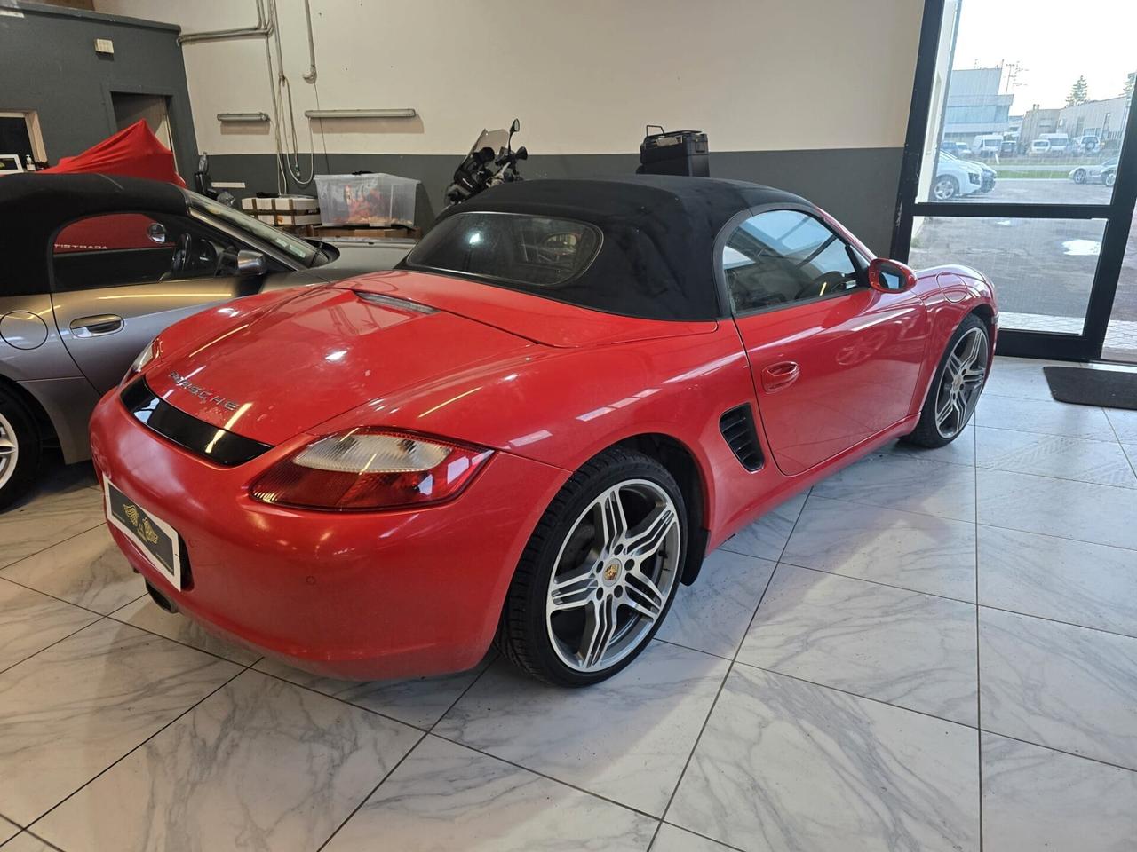 Porsche Boxster 2.7 24V - Permute