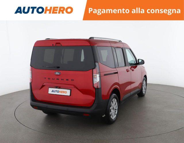FORD Tourneo Courier 1.0 EcoBoost Titanium