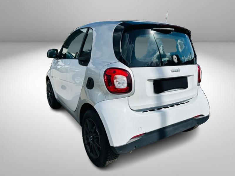 smart fortwo fortwo 70 1.0 twinamic Youngster