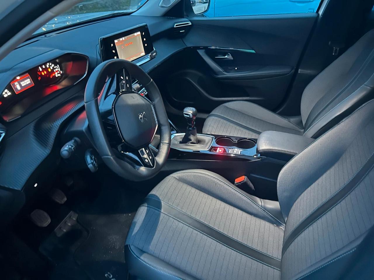 Peugeot 2008 1.5BlueHDi 110 cv 2021