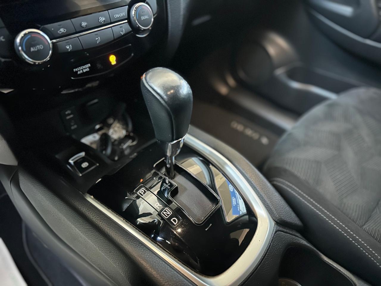 Splendida Nissan X-Trail 1.6 dCi Tekna/2017/automatic