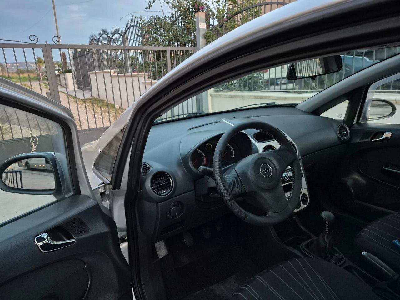 Opel Corsa 1.3 CDTI 75CV ecoFLEX 5 porte Cosmo
