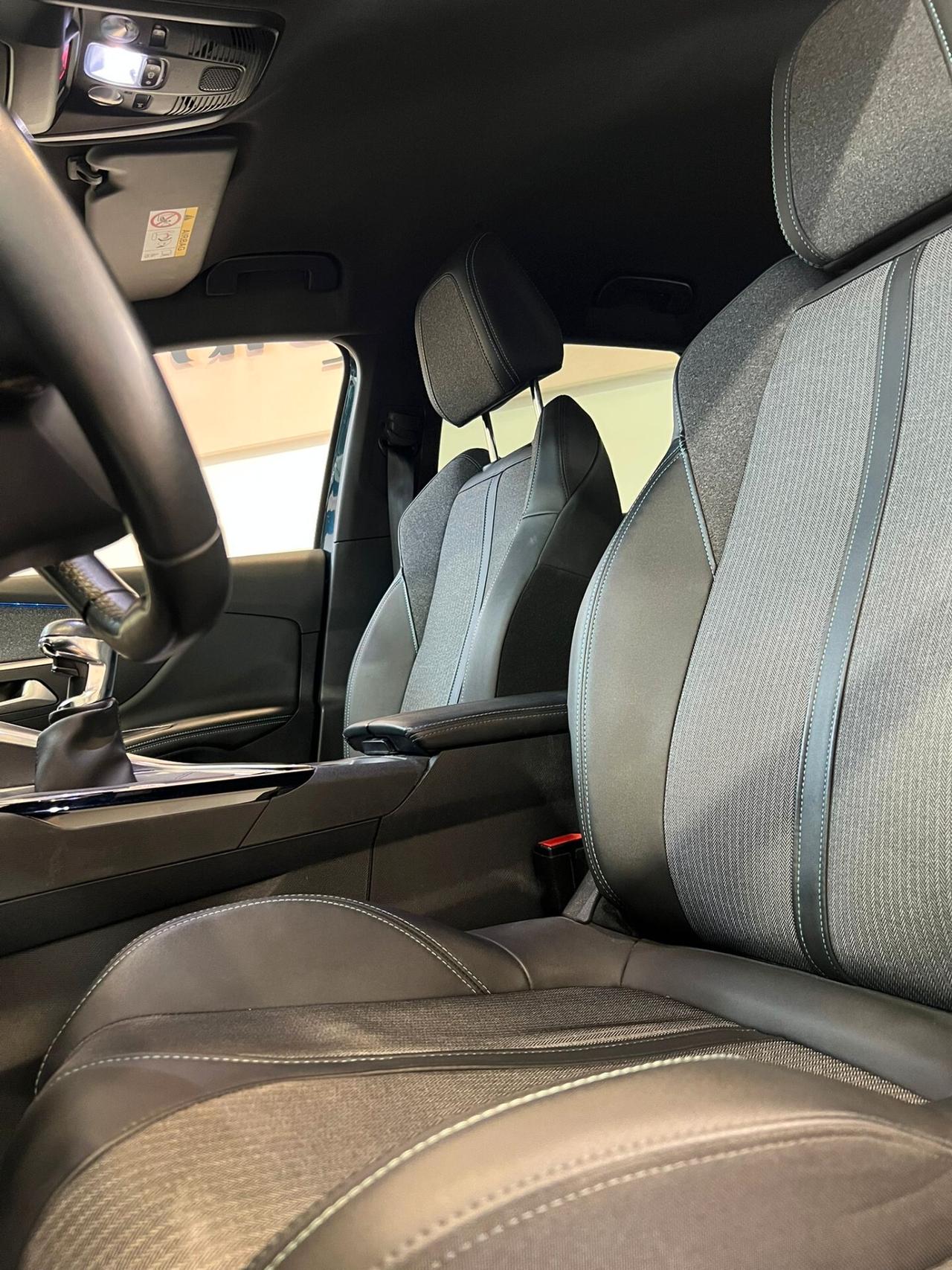 Peugeot 3008 PureTech Turbo 130 S&S Allure