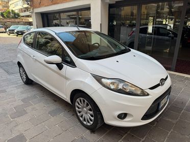 FORD Fiesta 1.4 TDCi 70CV 3 porte Titanium