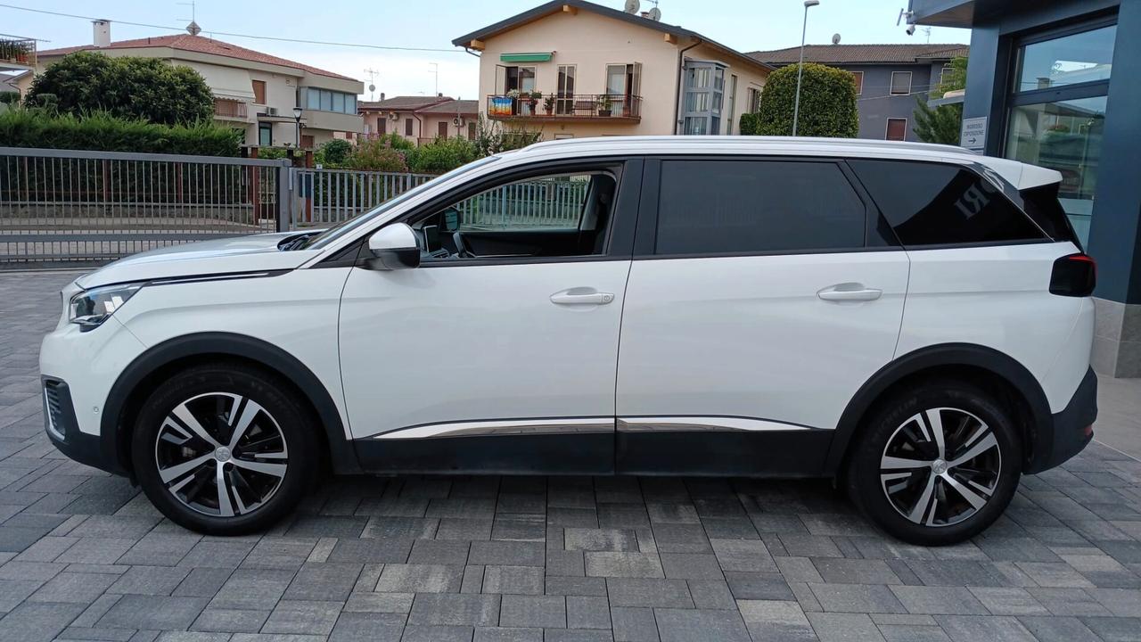 Peugeot 5008 BlueHDi 130 S&S Business