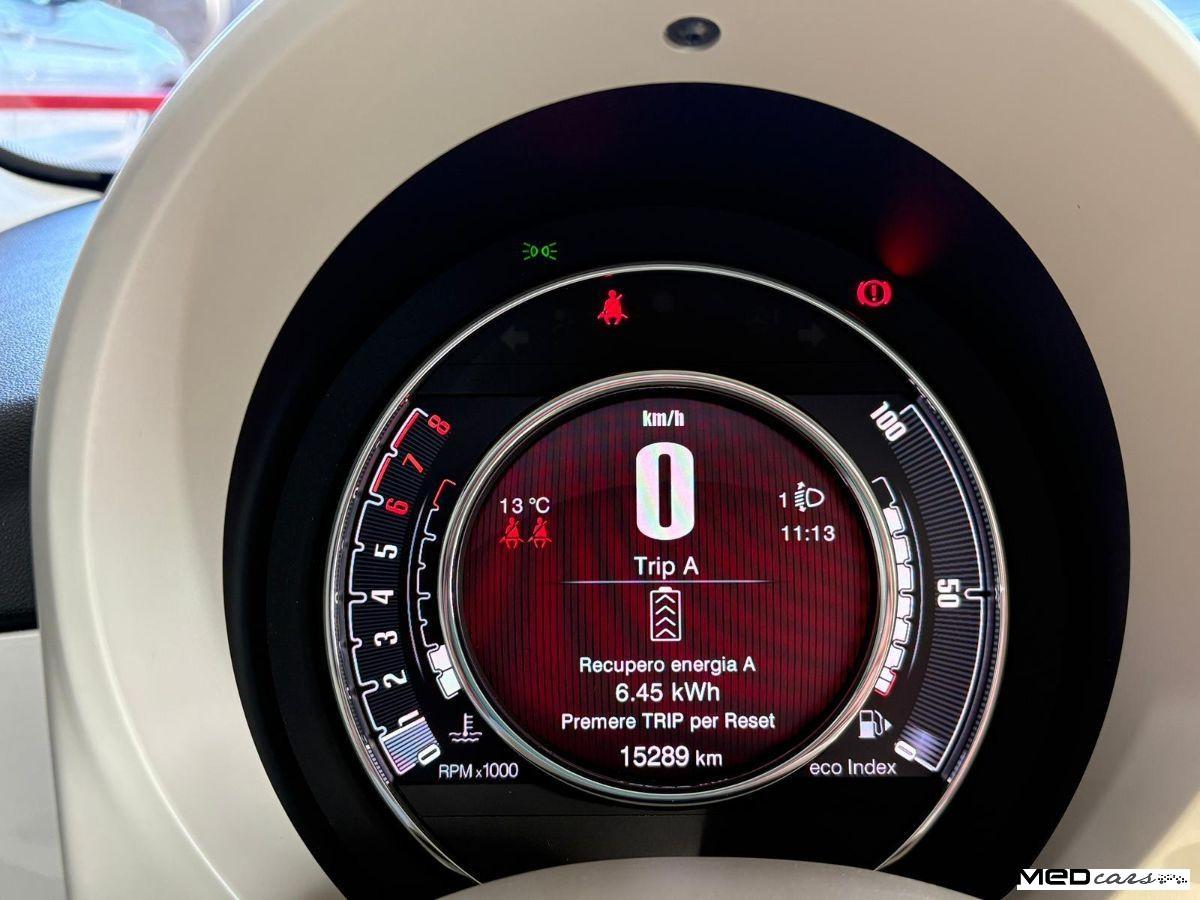 FIAT - 500 - 1.0 Hybrid Dolcevita