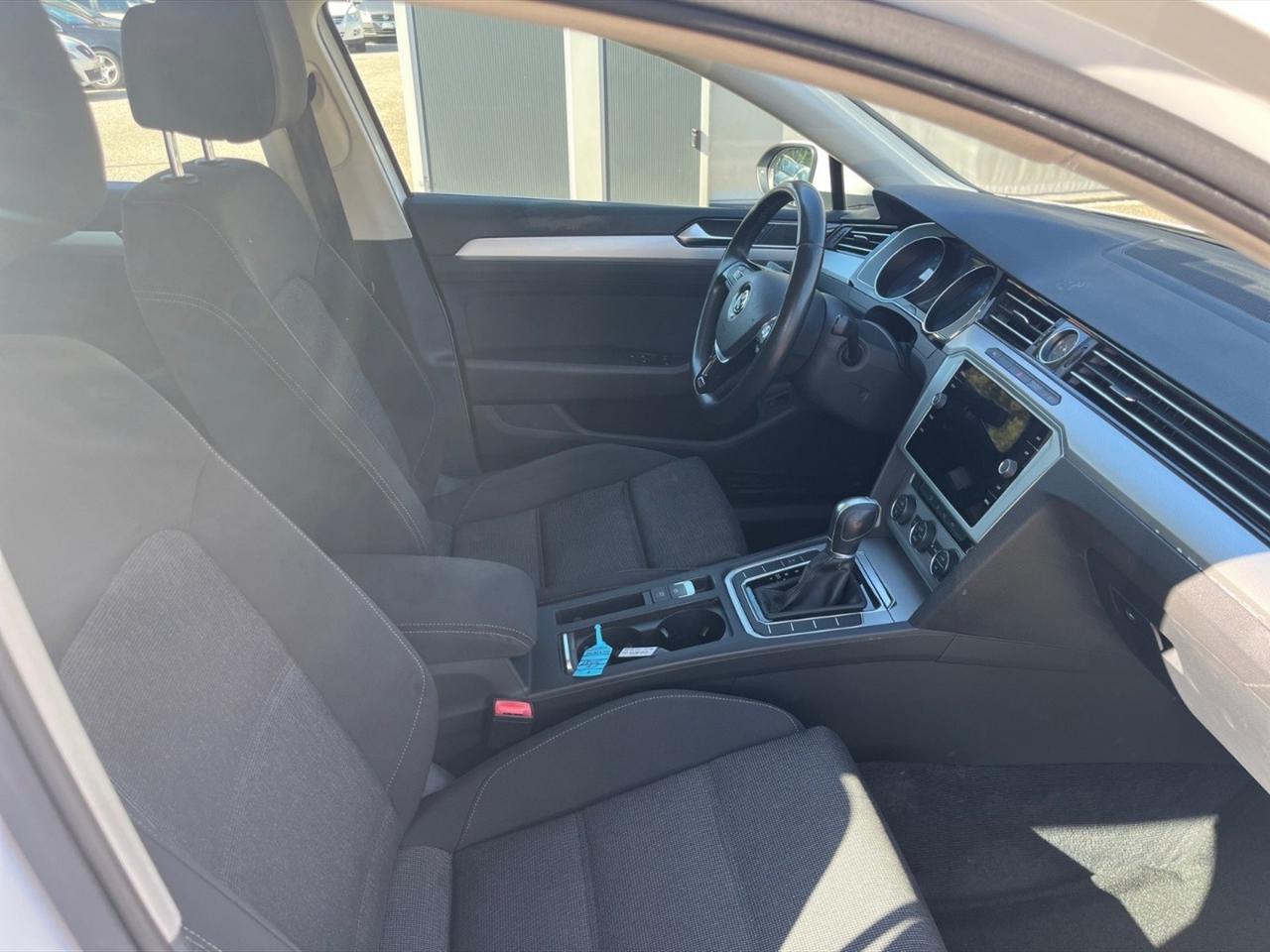 Volkswagen Passat variant 2.0 tdi comfortline 150cv dsg