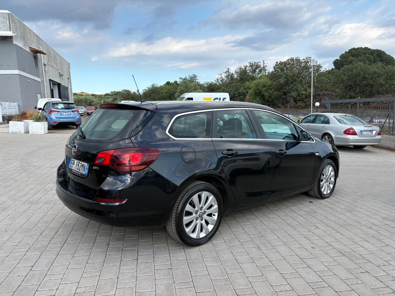 Opel Astra 1.7 CDTI 125CV Sports Tourer Cosmo