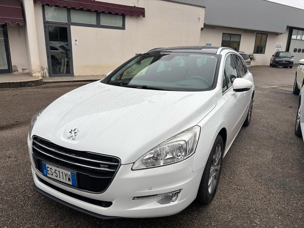 Peugeot 508 1.6 e-HDi 115CV S&S SW Ciel Allure Cambio Automatico Neopatentati (patente dopo nuovo decreto legge del 14 dicembre 2024)