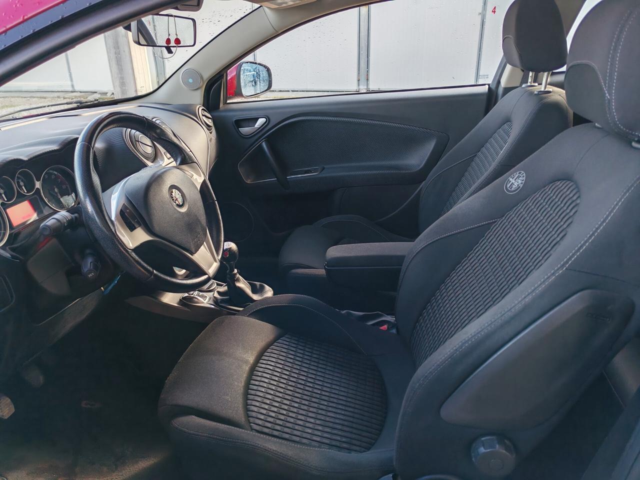 Alfa Romeo MiTo 1.4 T 120 CV Distinctive Sport Pack