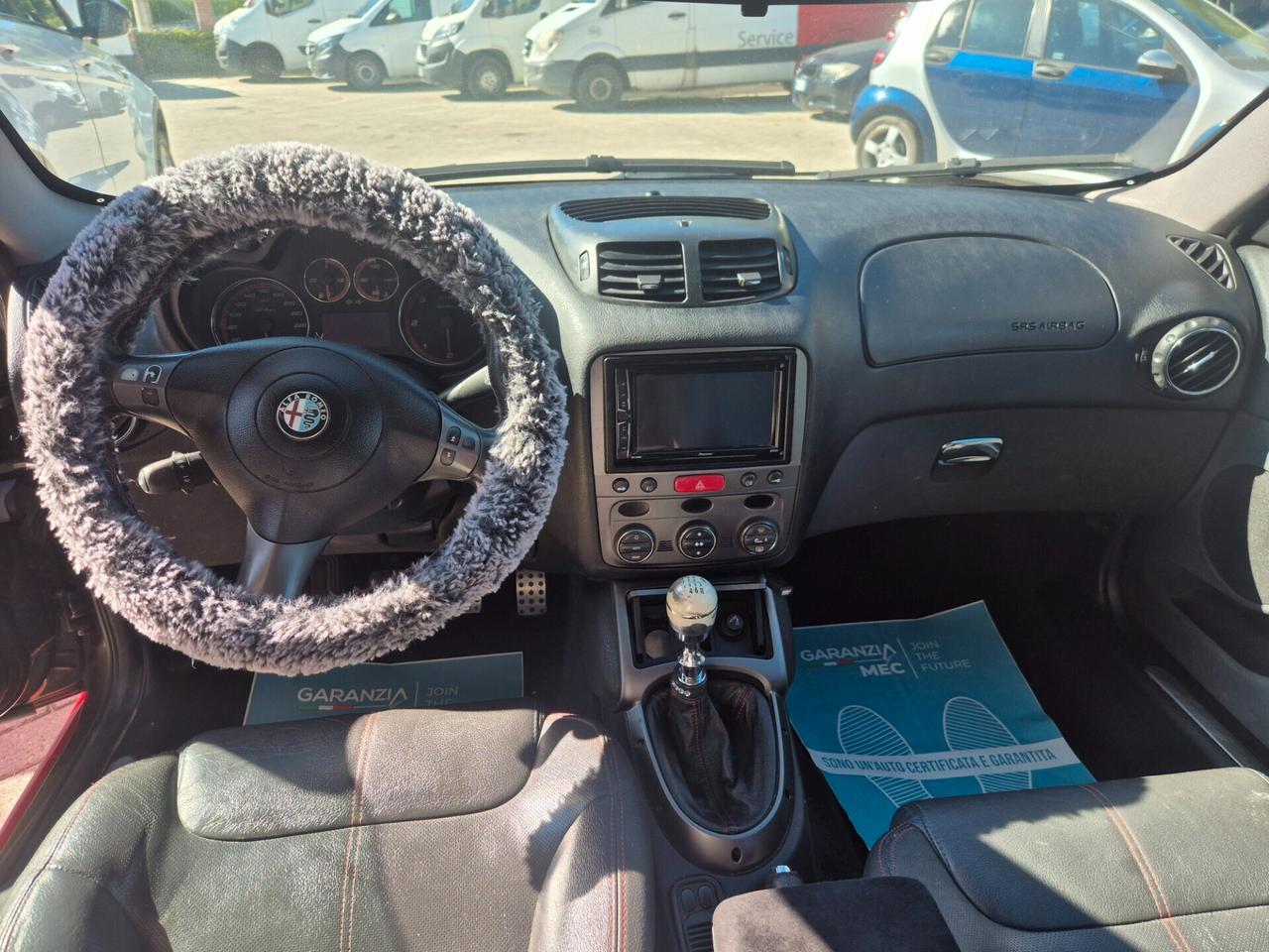 Alfa Romeo GT 1.9 JTDM 16V Distinctive Q2