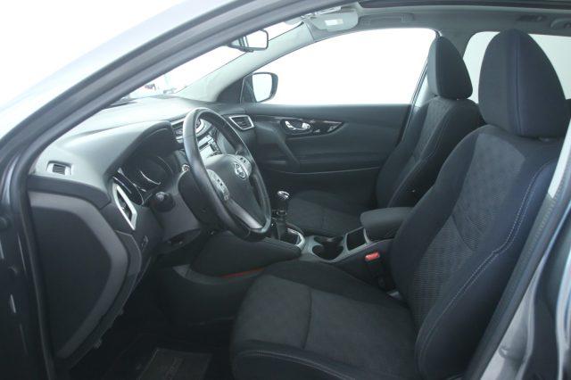 NISSAN Qashqai 1.6 dCi 4WD N-Connecta Tetto/Camera 360°/LED