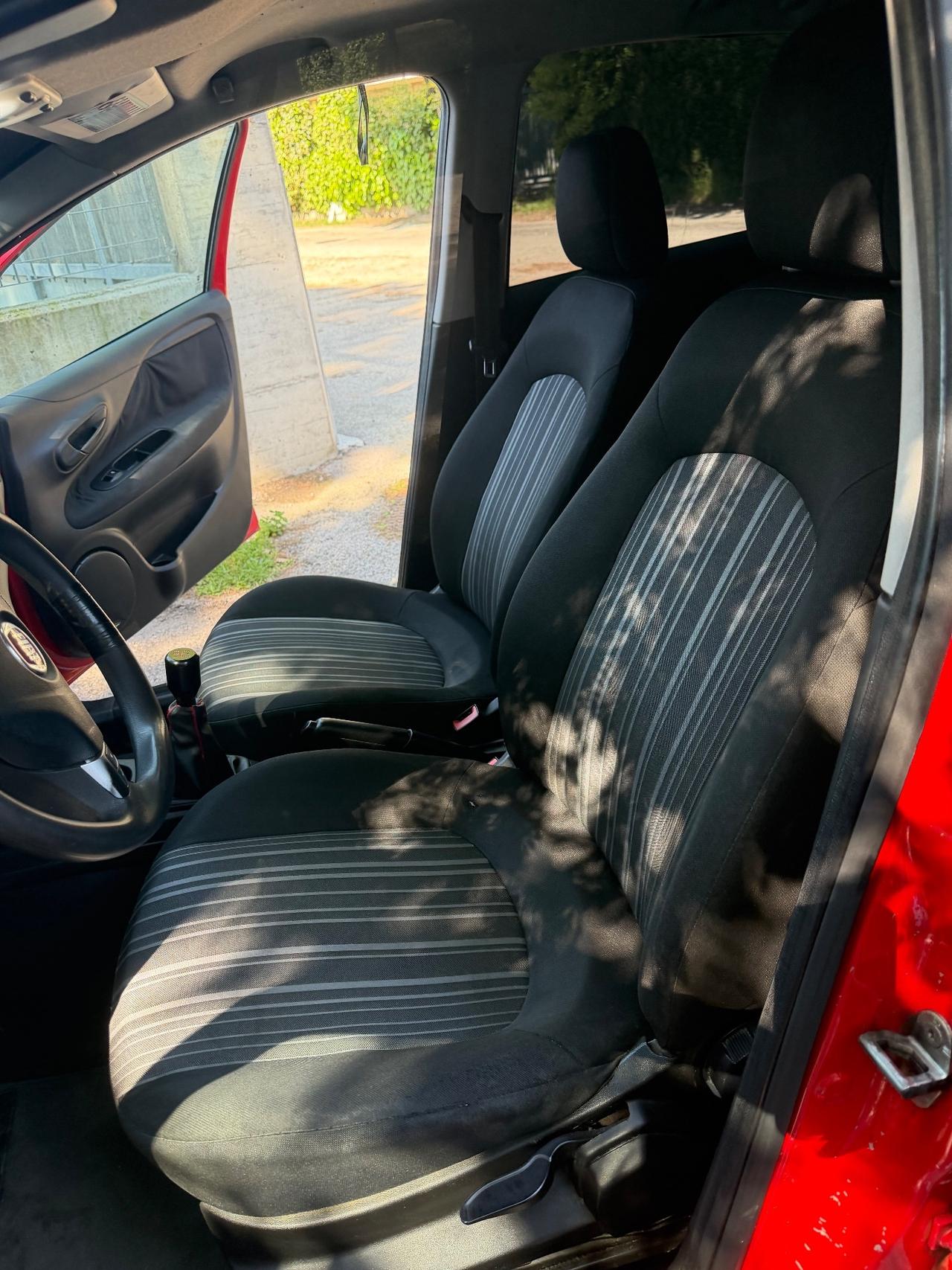 Fiat Grande Punto 1.3 MJT 75 CV 5 porte Dynamic