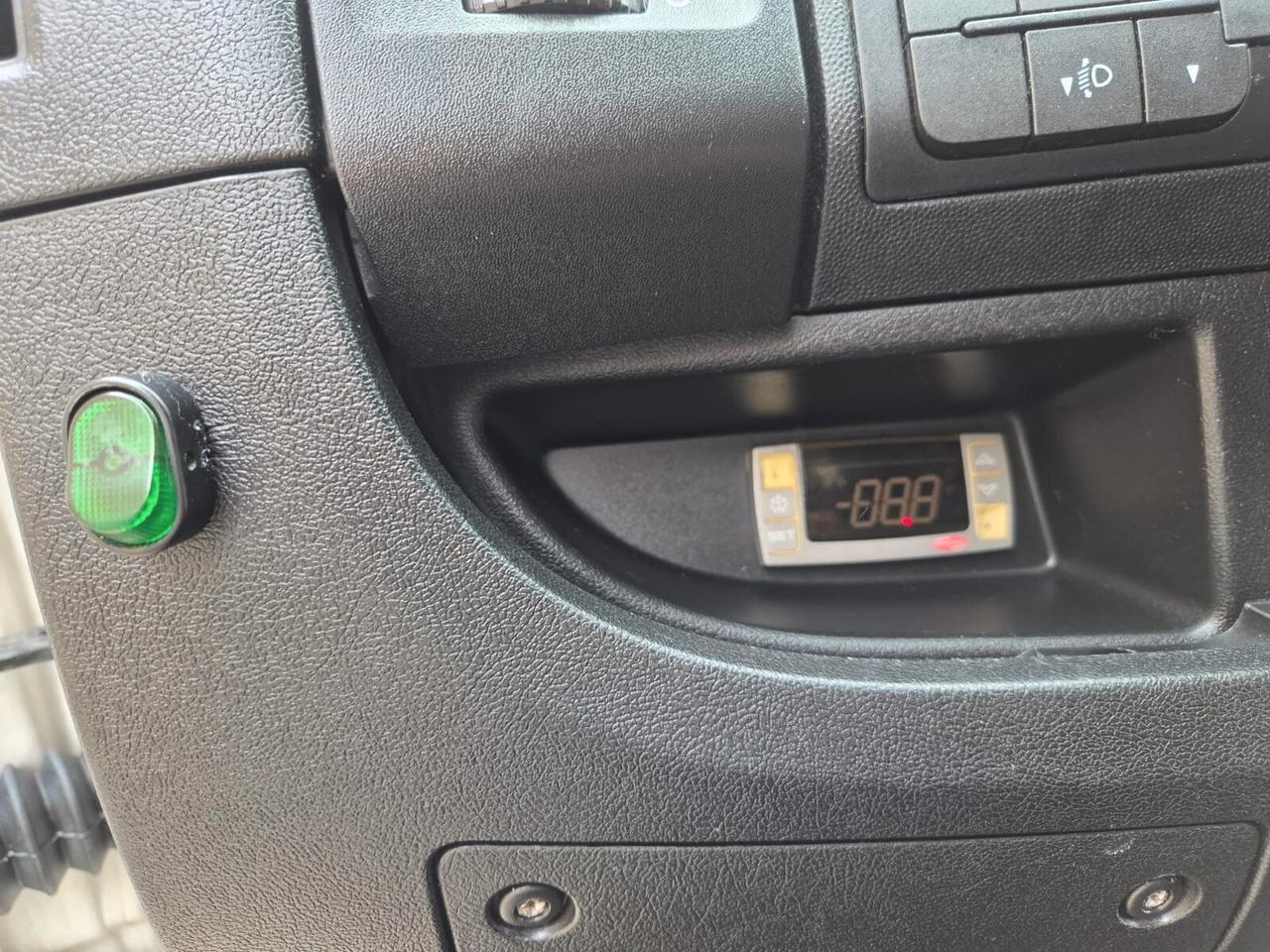 Peugeot BOXER 330 2.2 100CV FRIGO