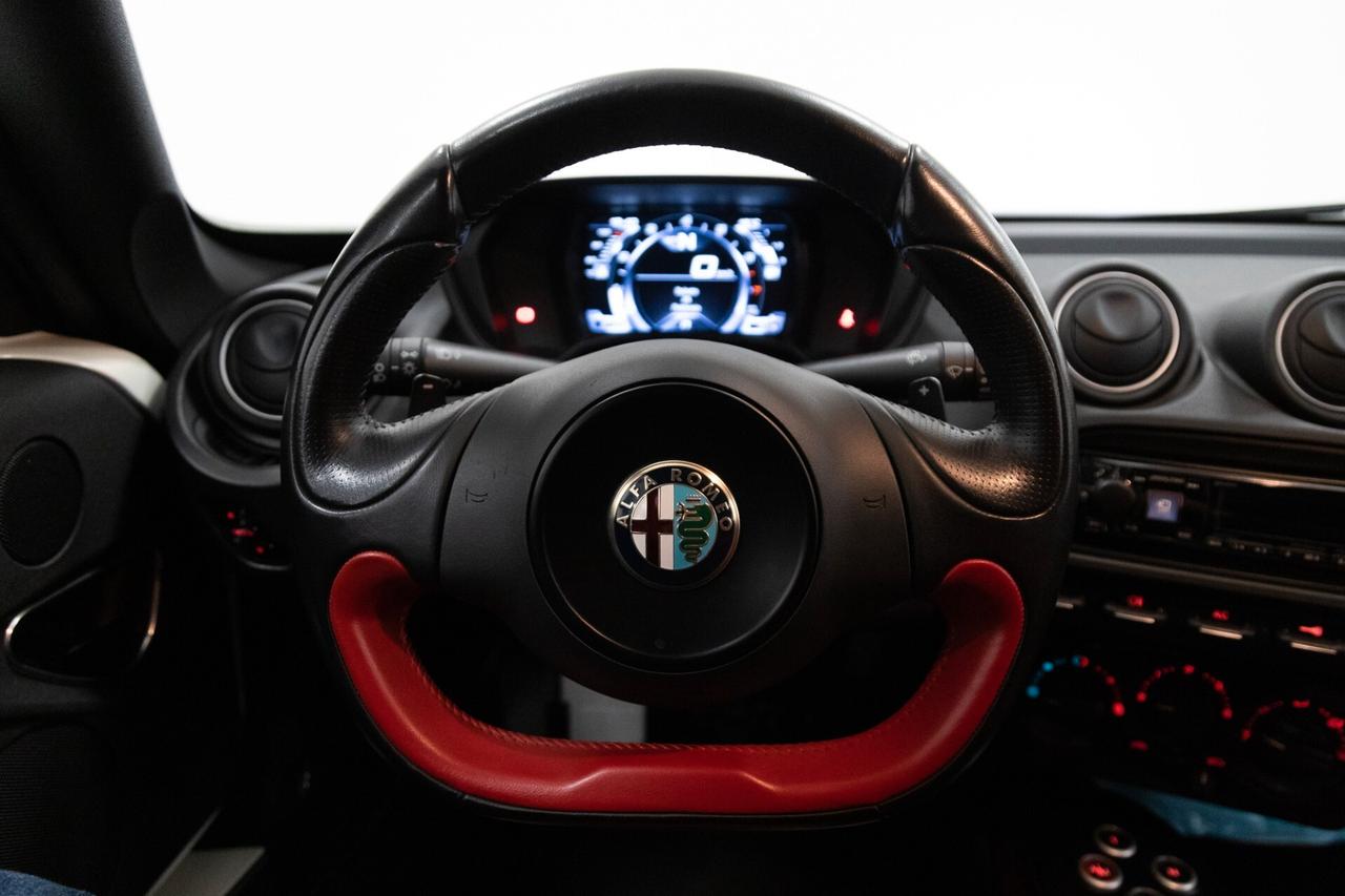 Alfa Romeo 4C 1750 TBi