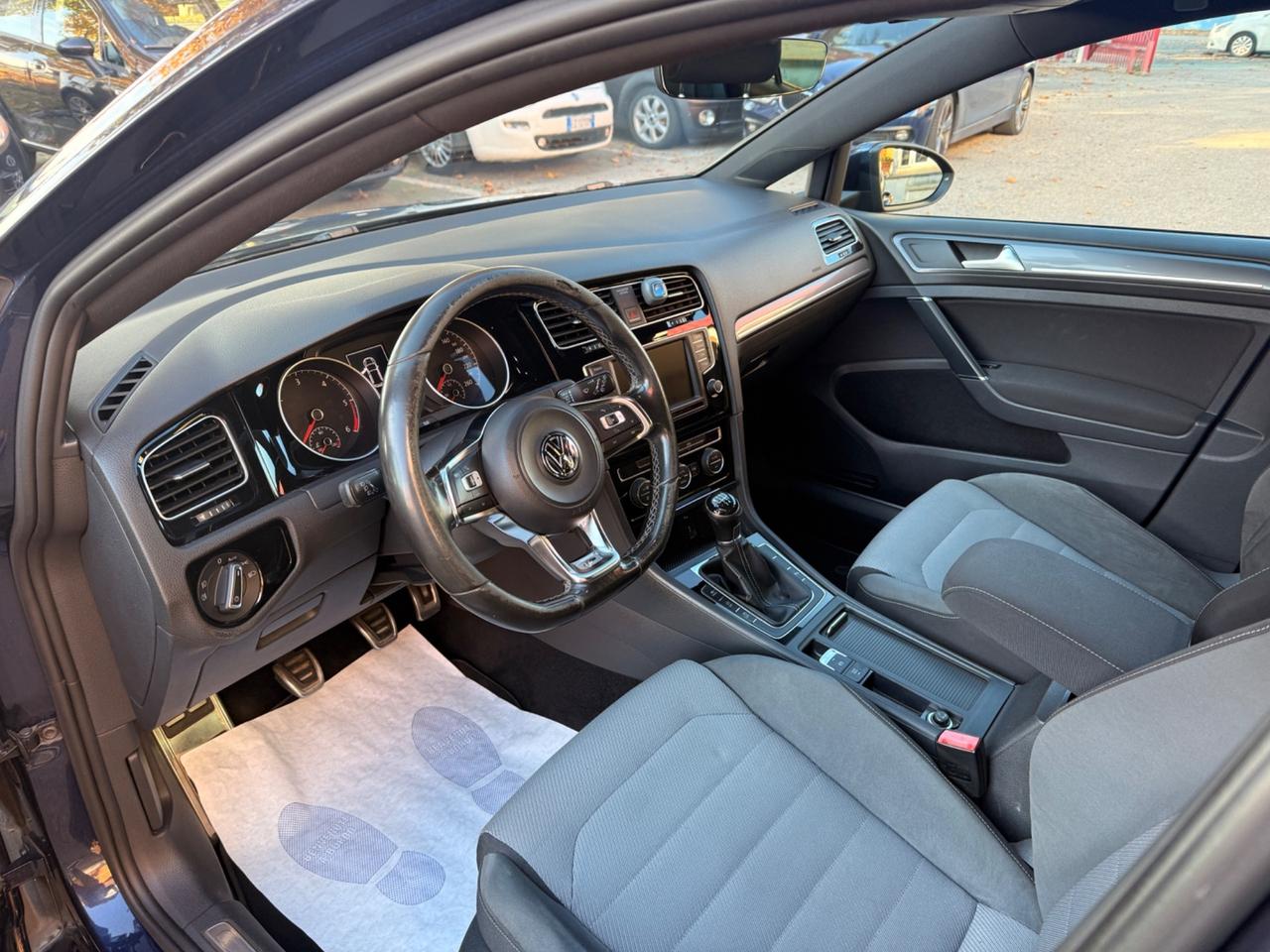 Volkswagen Golf 1.6 TDI 110 CV 5p. R 4MOTION Highline BlueMotion Tech.