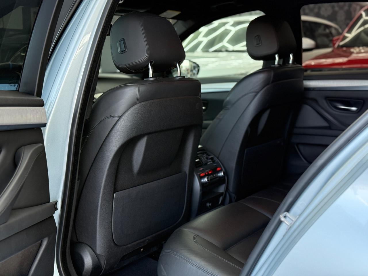 Bmw M5 4.4 V8 Accettiamo permute
