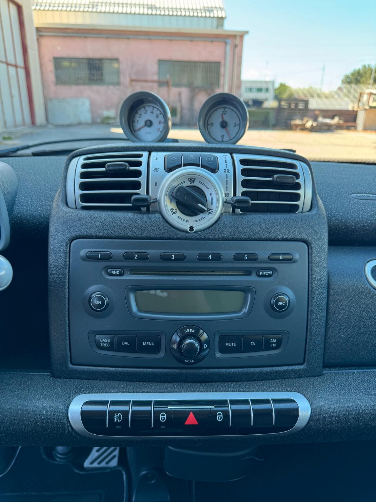 Smart ForTwo 1000 62 kW cabrio pulse