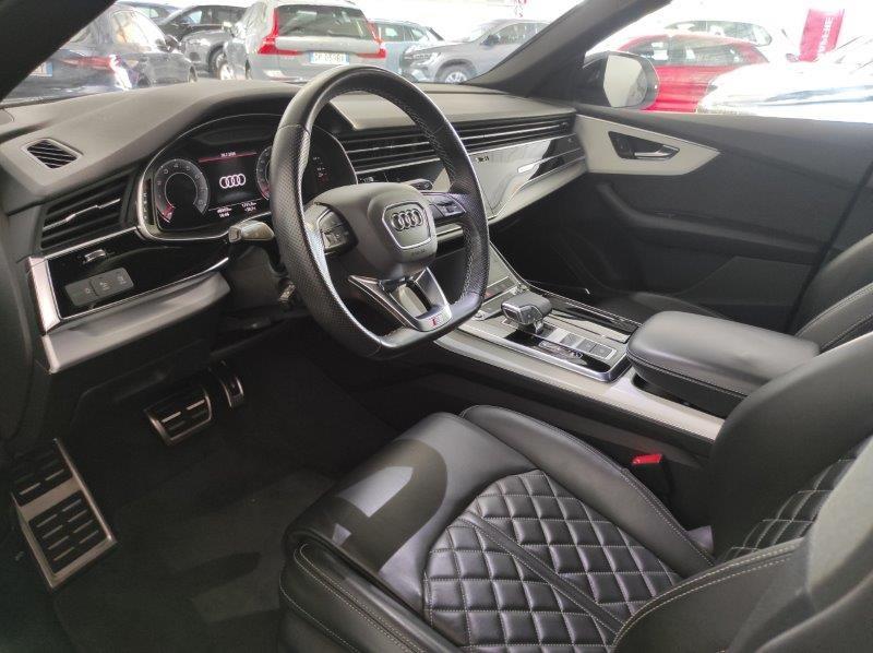 AUDI Q8 - Q8 55 TFSI quattro tiptronic Sport