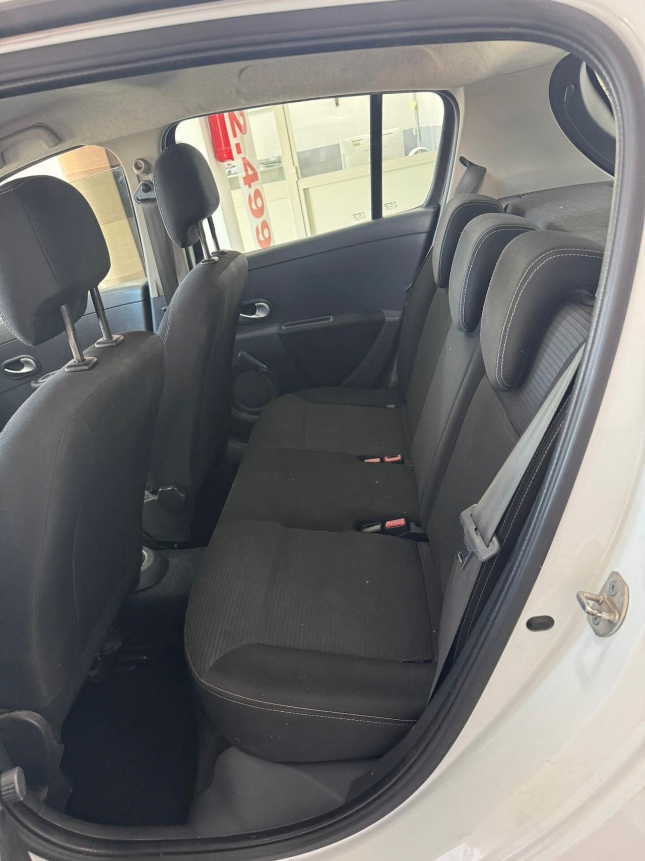 Renault Clio 1.2 16V 5 porte Live!