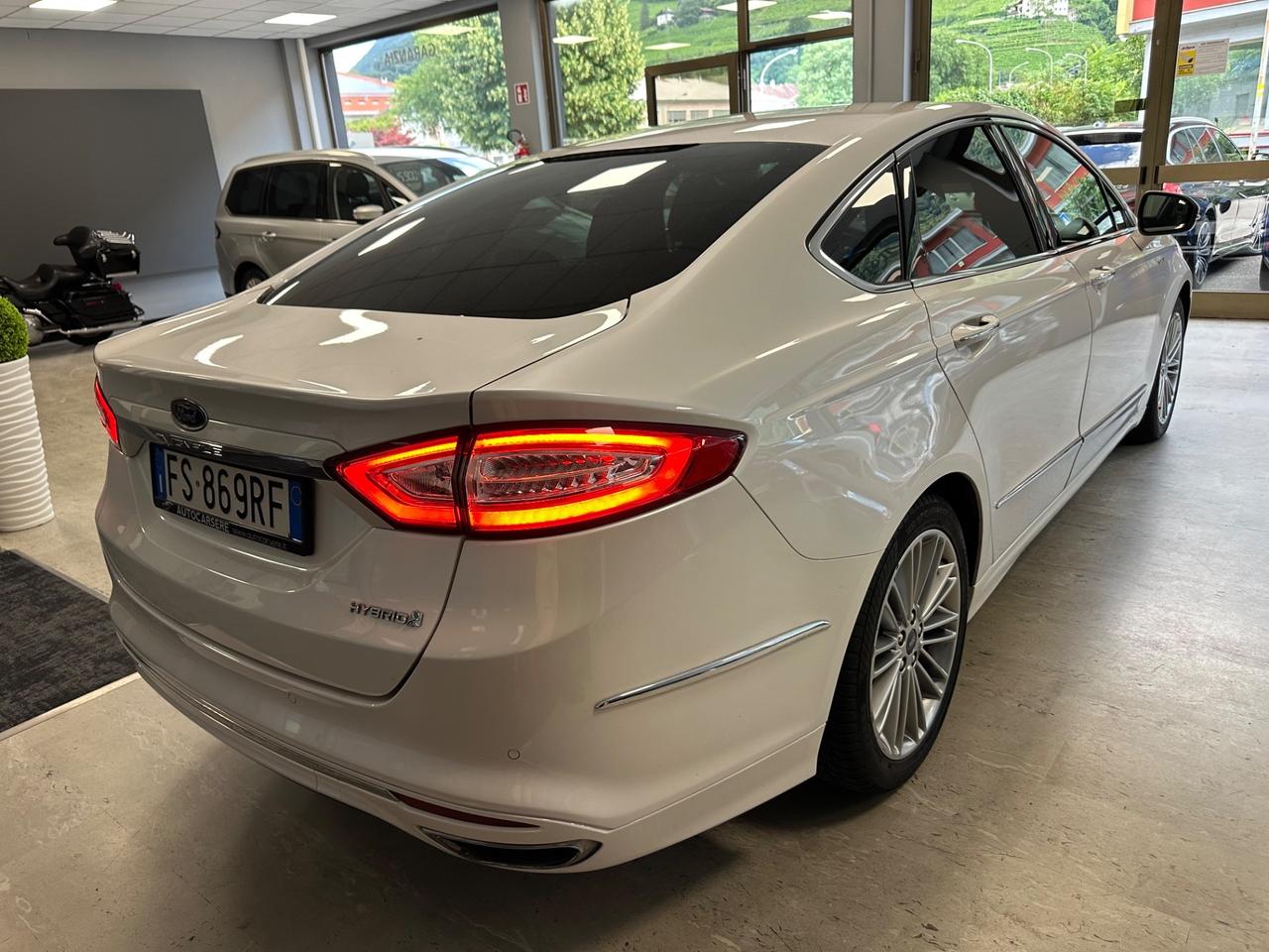 Ford Mondeo Full Hybrid 2.0 187 CV eCVT 4 porte Vignale