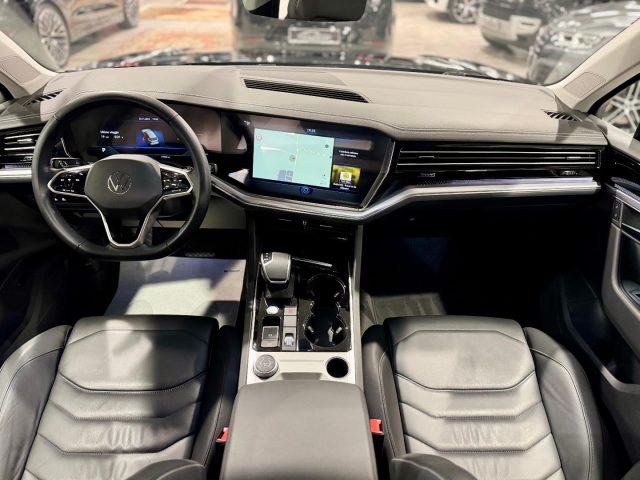 VOLKSWAGEN Touareg 3.0 V6 TDI 286 CV SCR ELEGANCE *UNIPROP*TETTO*