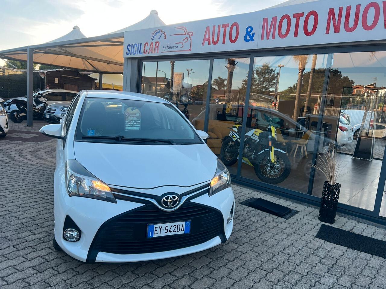 Toyota Yaris 1.4 D-4D 5 porte Lounge