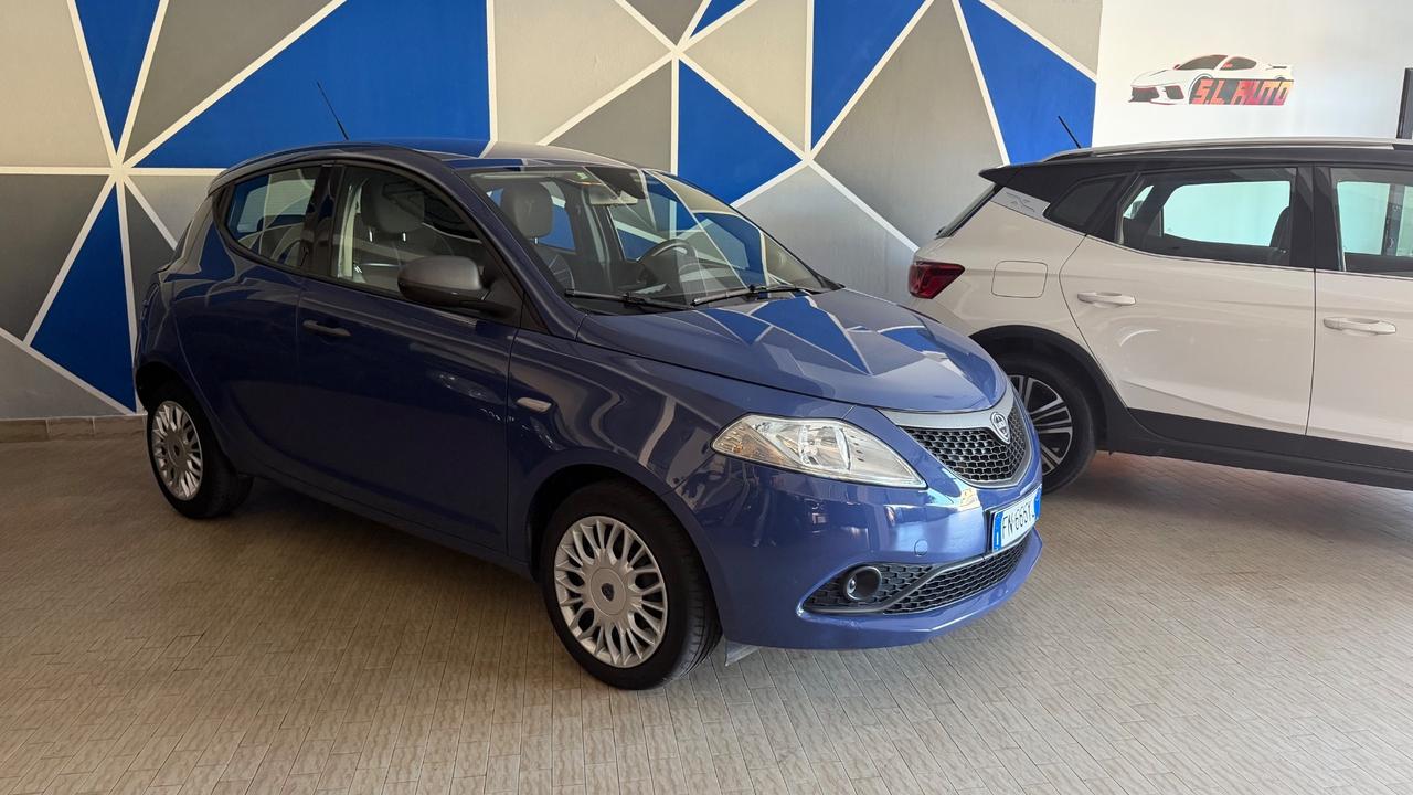 Lancia Ypsilon 1.3 MJT Platinum