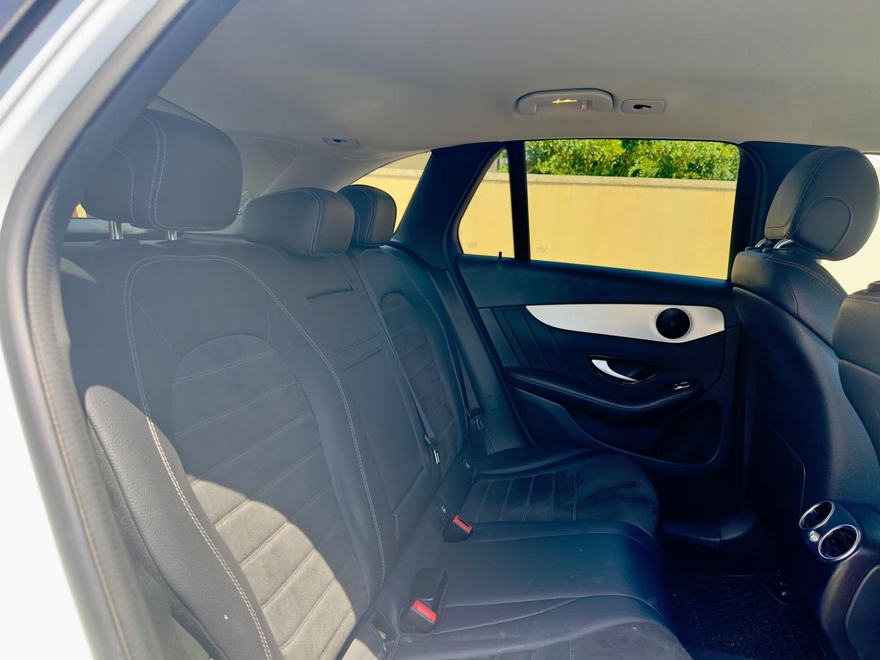 Mercedes-Benz GLC 220 D Premium