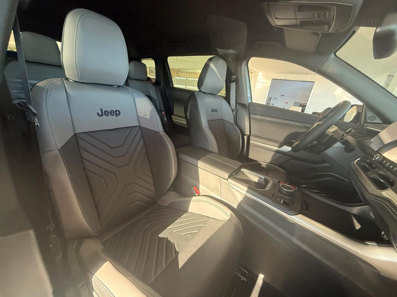 Jeep Compass 1.2 Turbo 48V Hybrid First Edition C/A