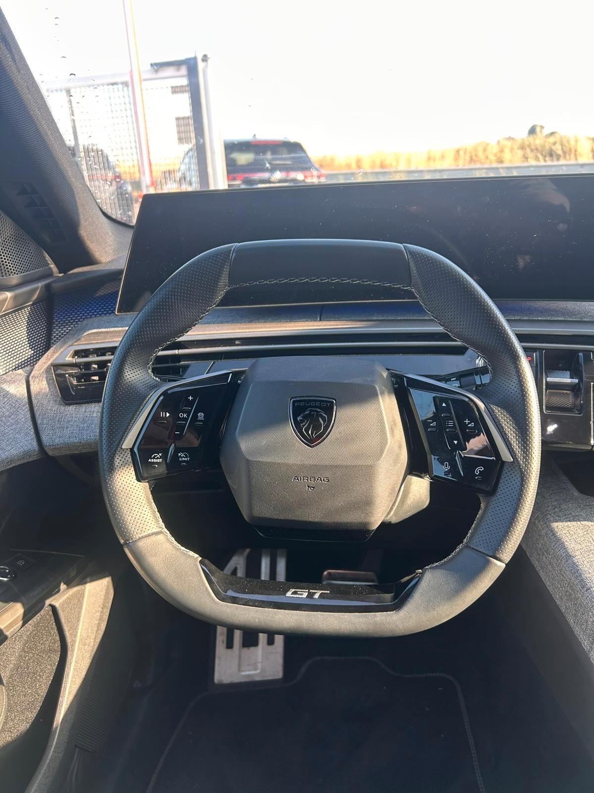 Peugeot 3008 Hybrid 136 e-DCS6 GT