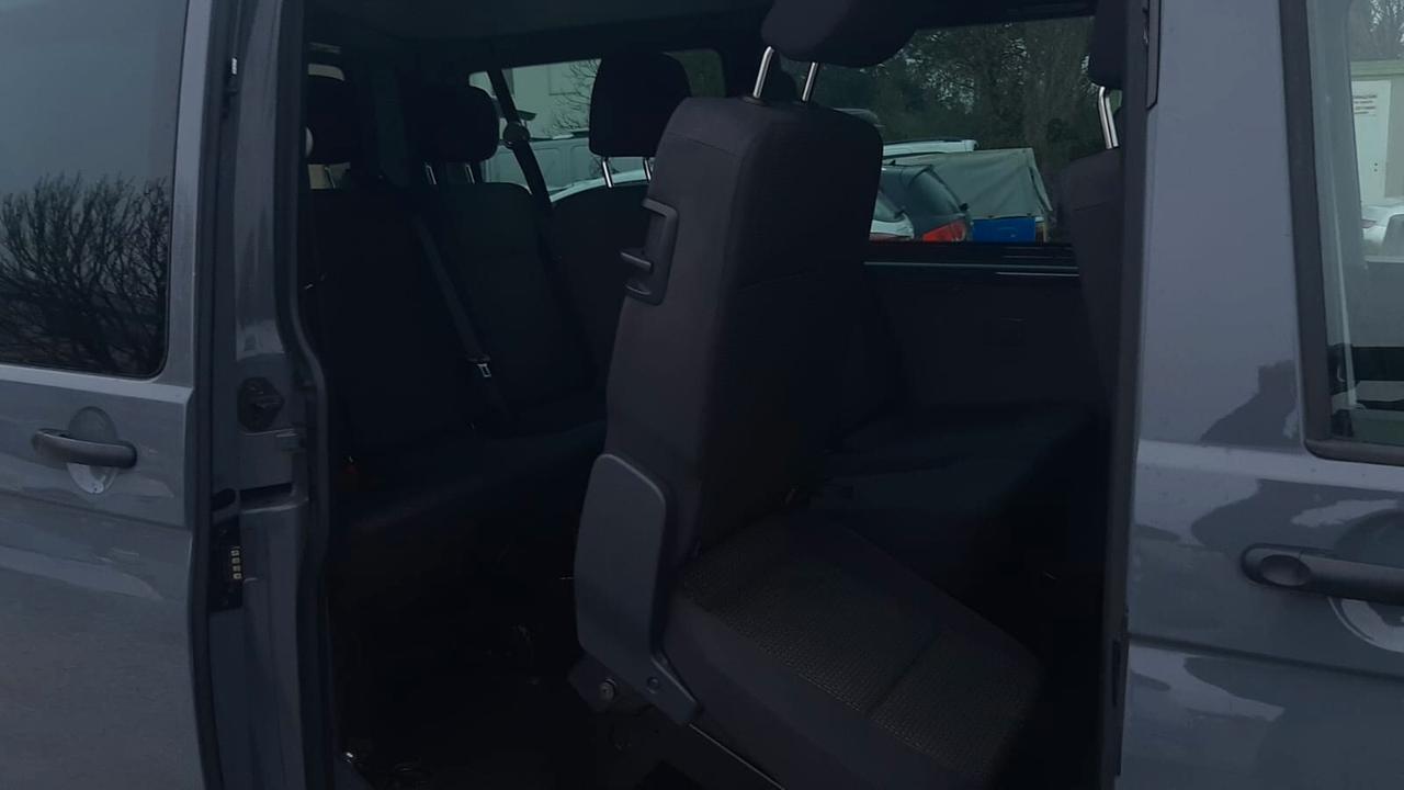 VW Transporter T6 2.0 TDI 110CV 9 POSTI