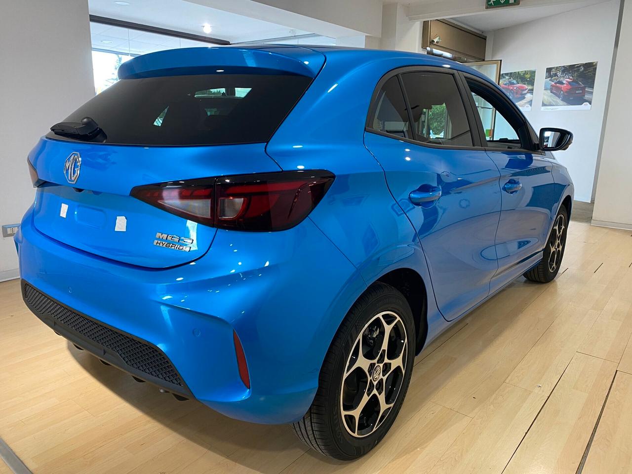 MG 3 1.500 STANDARD 115 CV GARANZIA 7 ANNI