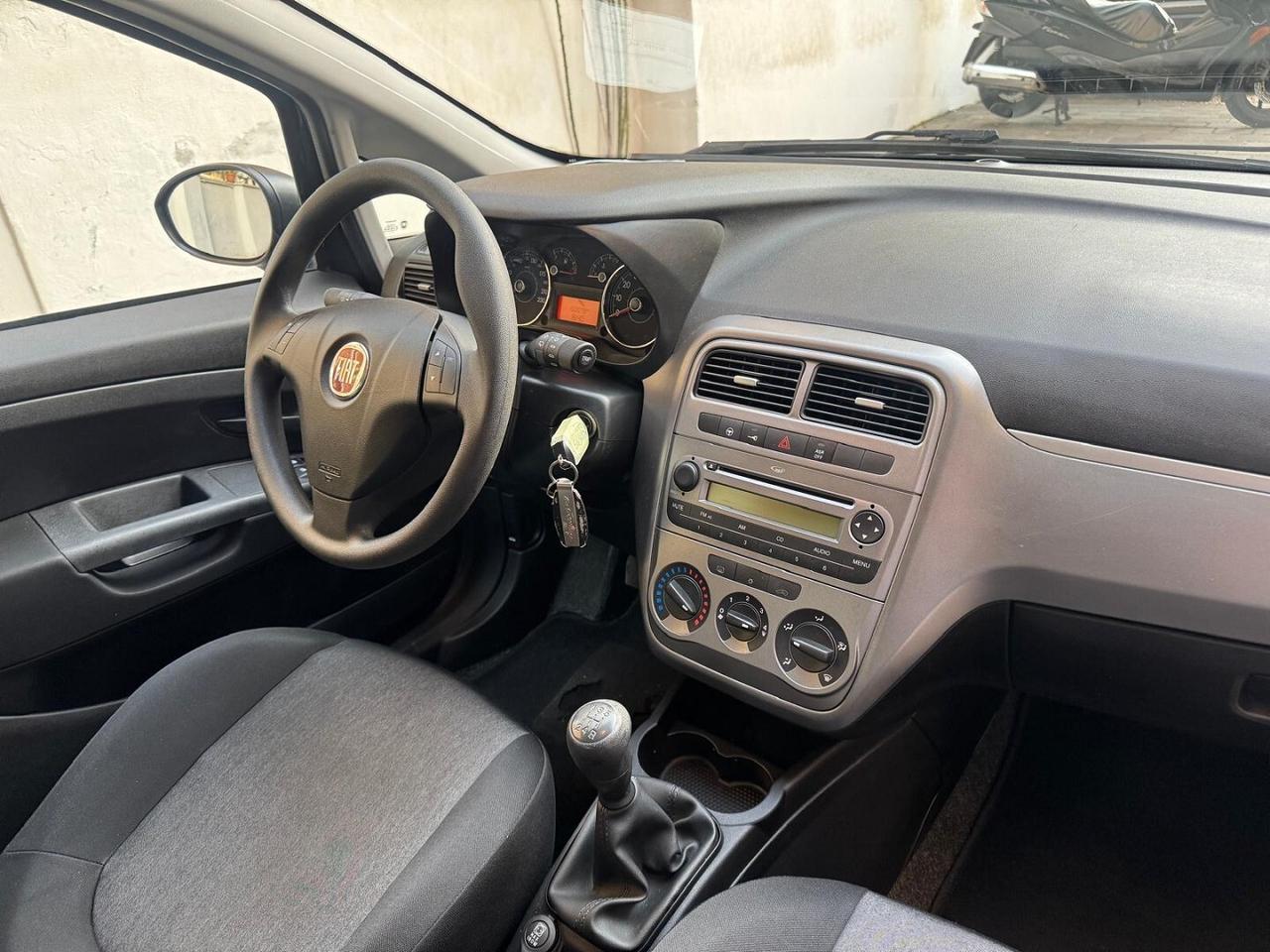 FIAT Punto 1.3 MJT II 75CV 5 porte Lounge