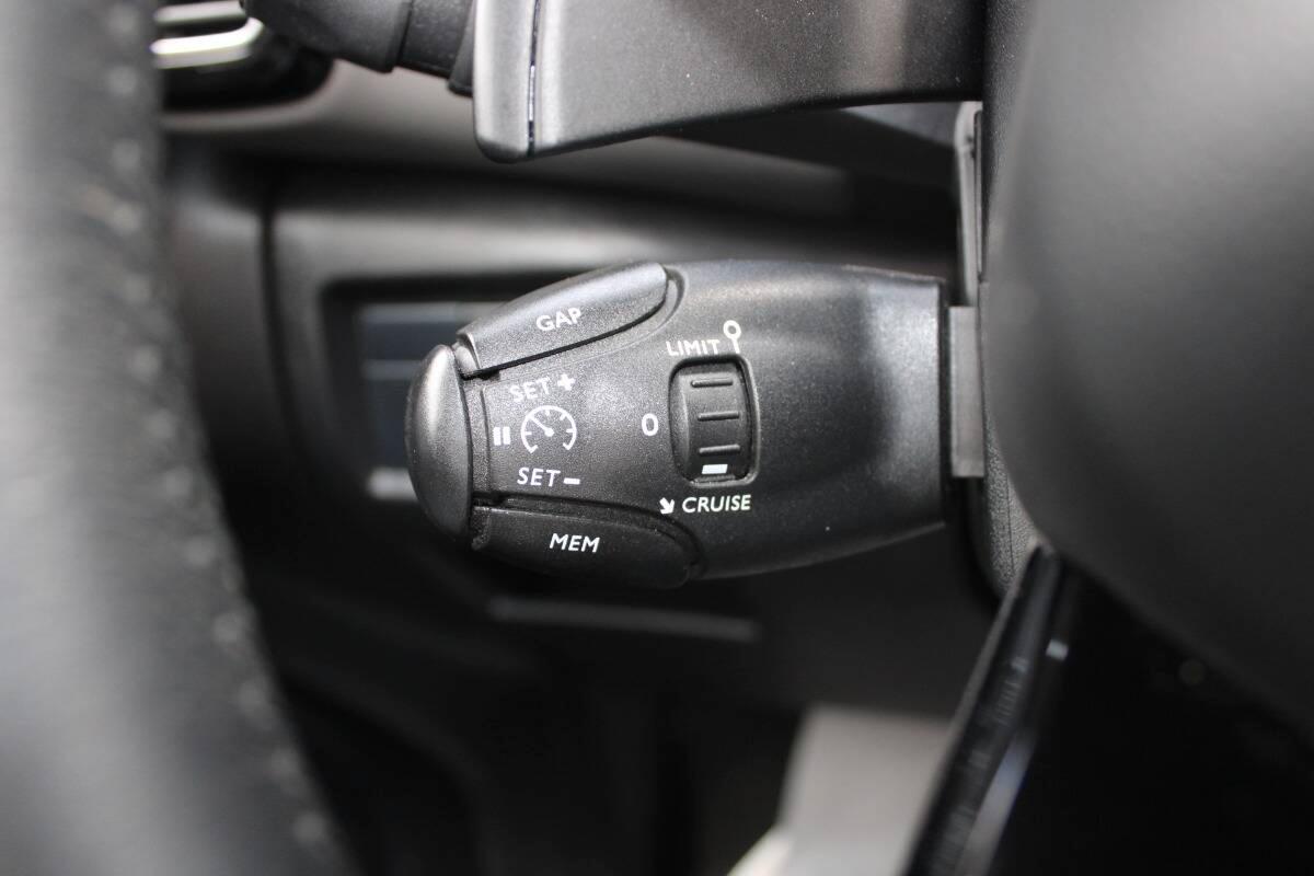 Citroen C5 Aircross 1.5 bluehdi Shine s&s 130cv eat8 Con NAVIGATORE