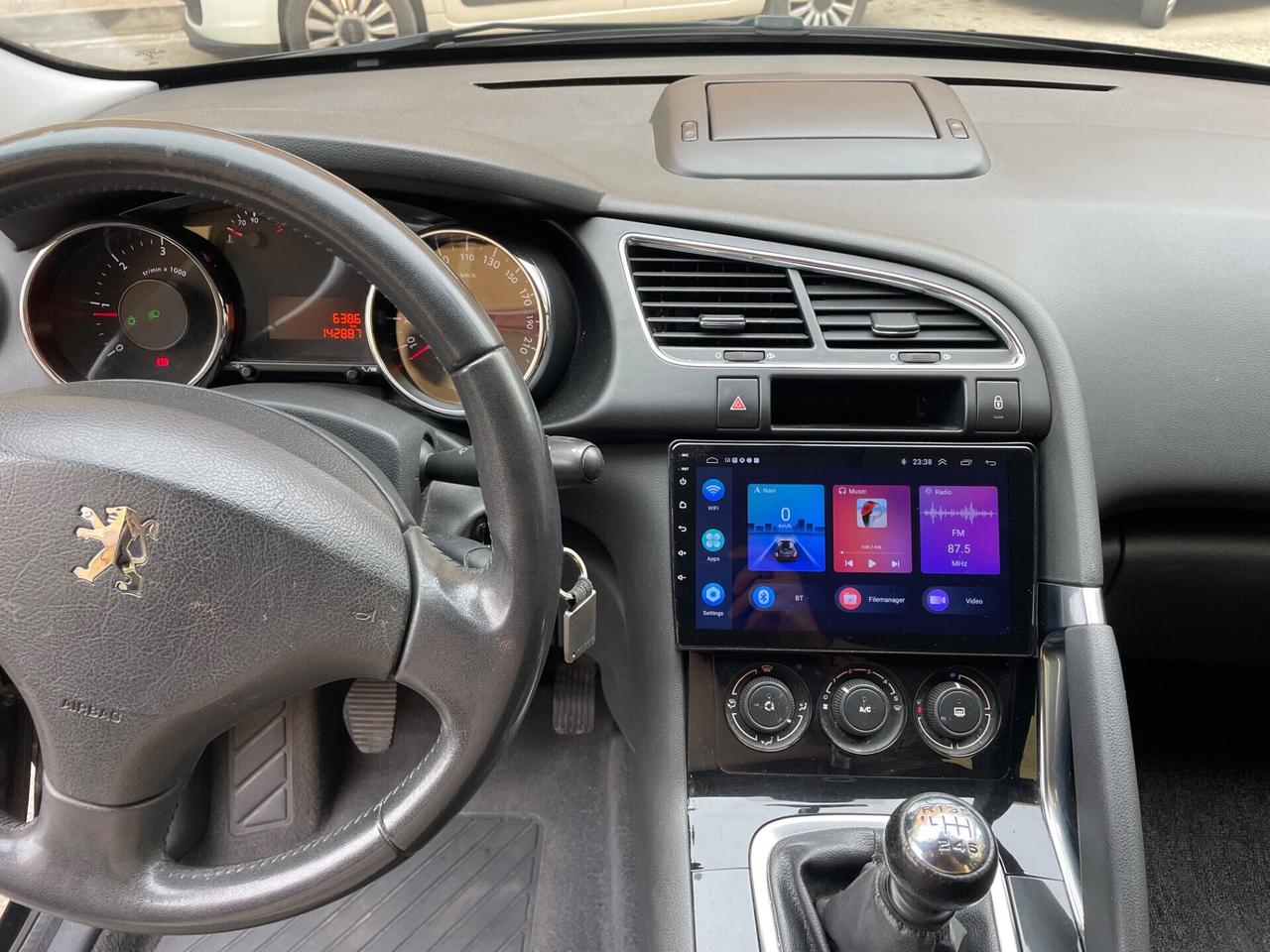 Peugeot 3008 1.6 HDi 115CV Access
