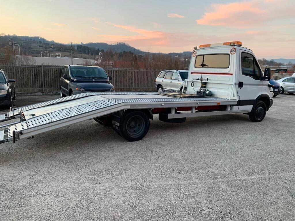 Iveco DAILY 50 c 13 2.8 JTD 130 CV