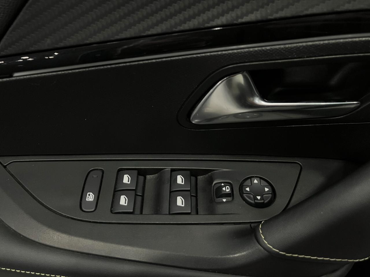 Peugeot 2008 1.5 BlueHDI EAT8 Automatica GT ITALIANA Tetto
