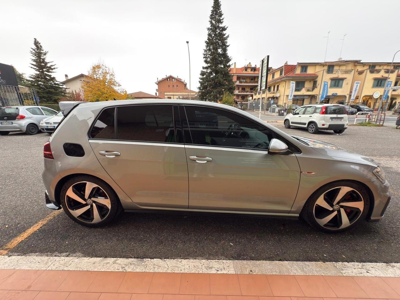 Volkswagen Golf GTI Performance 2.0 245 CV TSI DSG 5p. BMT